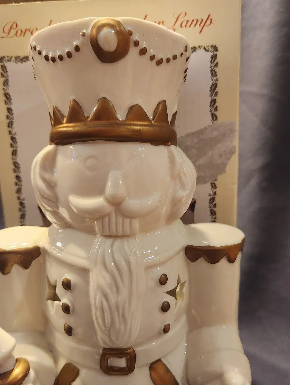 Vintage Nutcracker Lamp Light White porcelain Christmas International Bazaar New